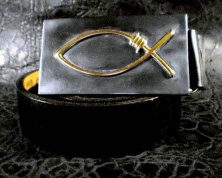 Рыбка (прямоугольная пряжка, покрытая патиной)